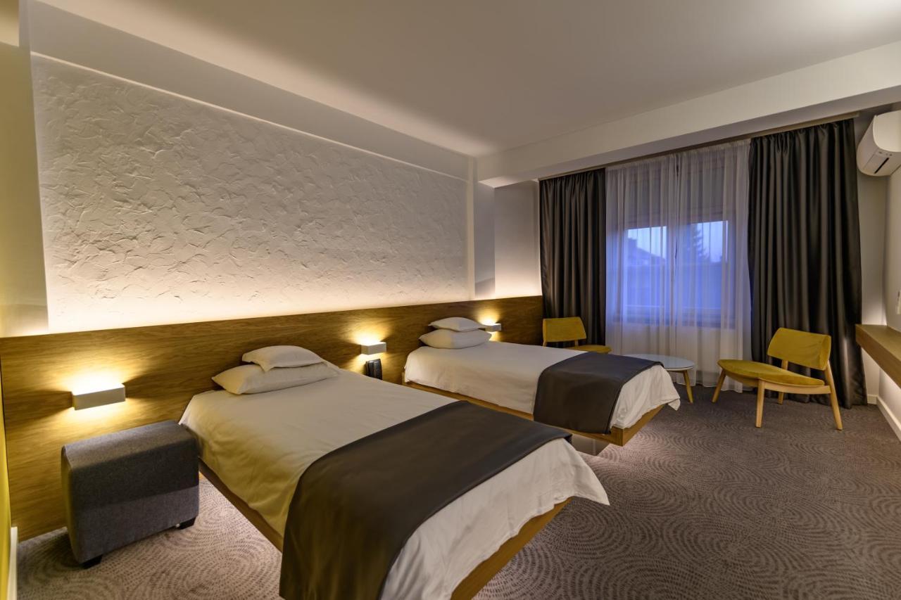 Hotel Silva Timisoara Bagian luar foto
