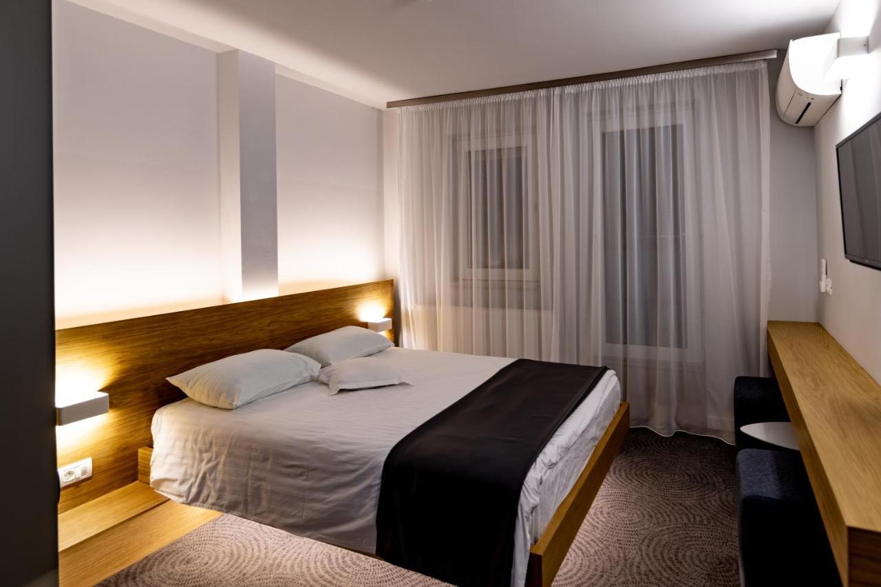 Hotel Silva Timisoara Bagian luar foto