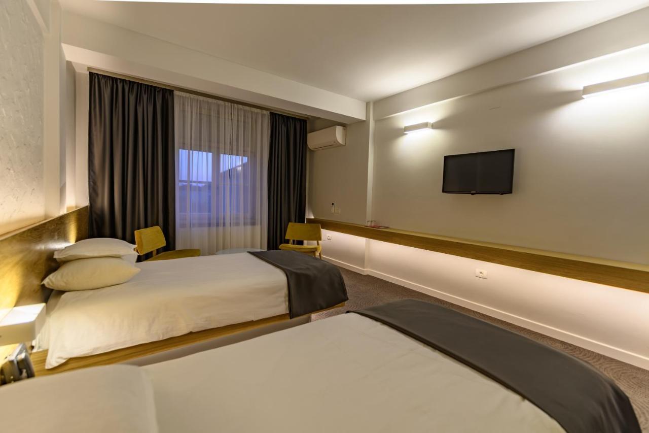 Hotel Silva Timisoara Bagian luar foto